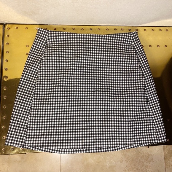 URBAN OUTFITTERS gingham mini skirt - Picture 8 of 11